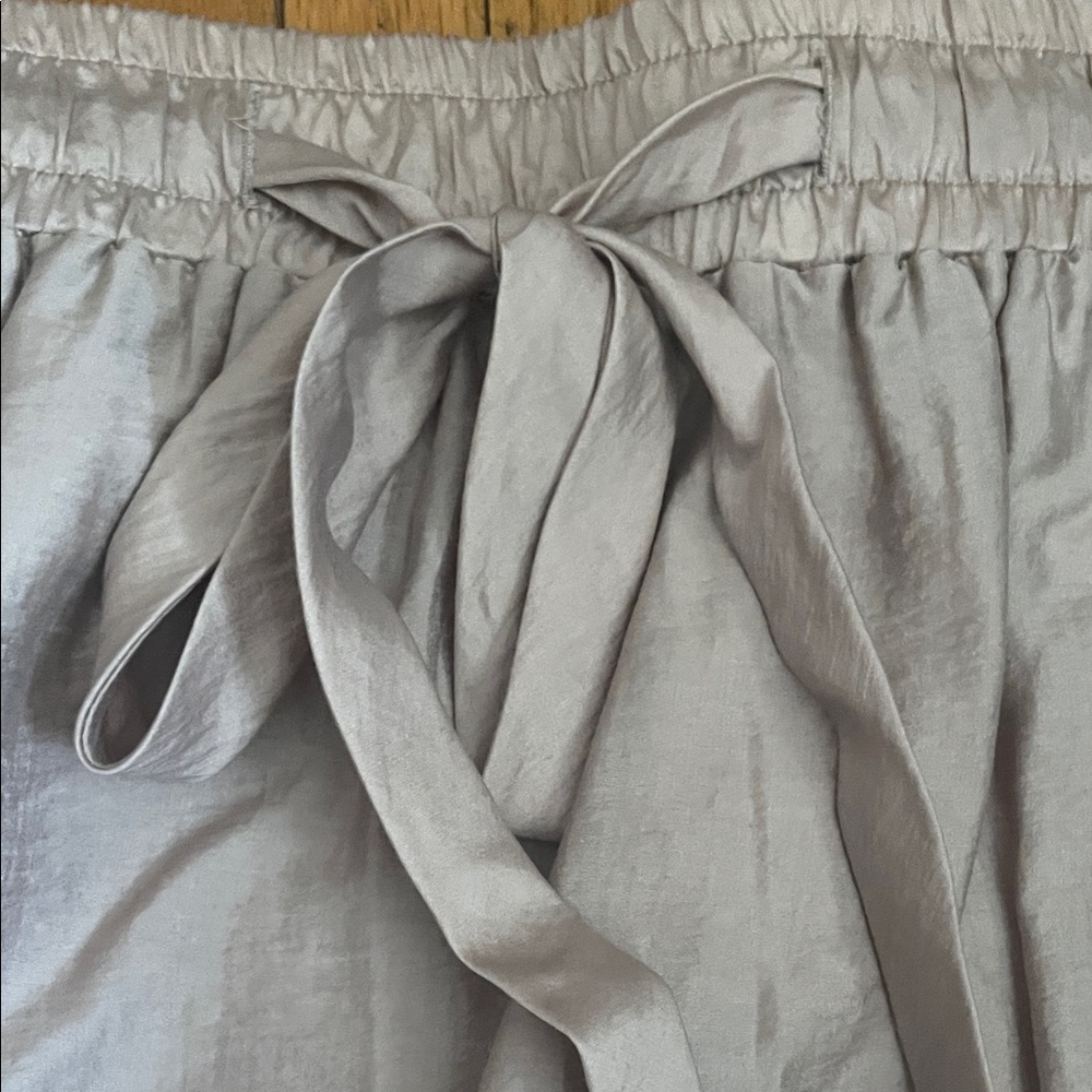 Club Monaco Cream Ruffle Skirt - Picture 3 of 4